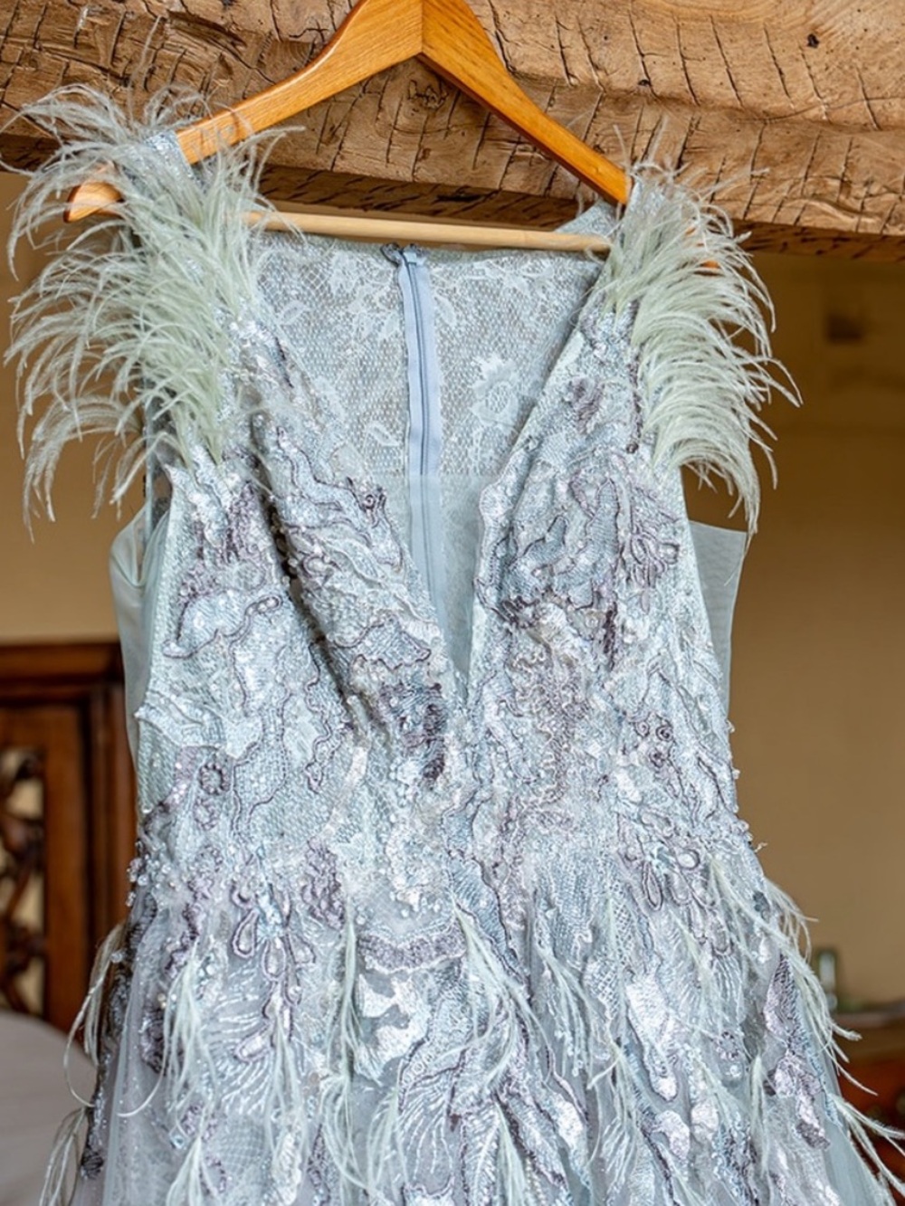 NWT NEVER WORN - Mac Duggal Seamist Green Feathered Embellished Dress - Picture 4 of 12